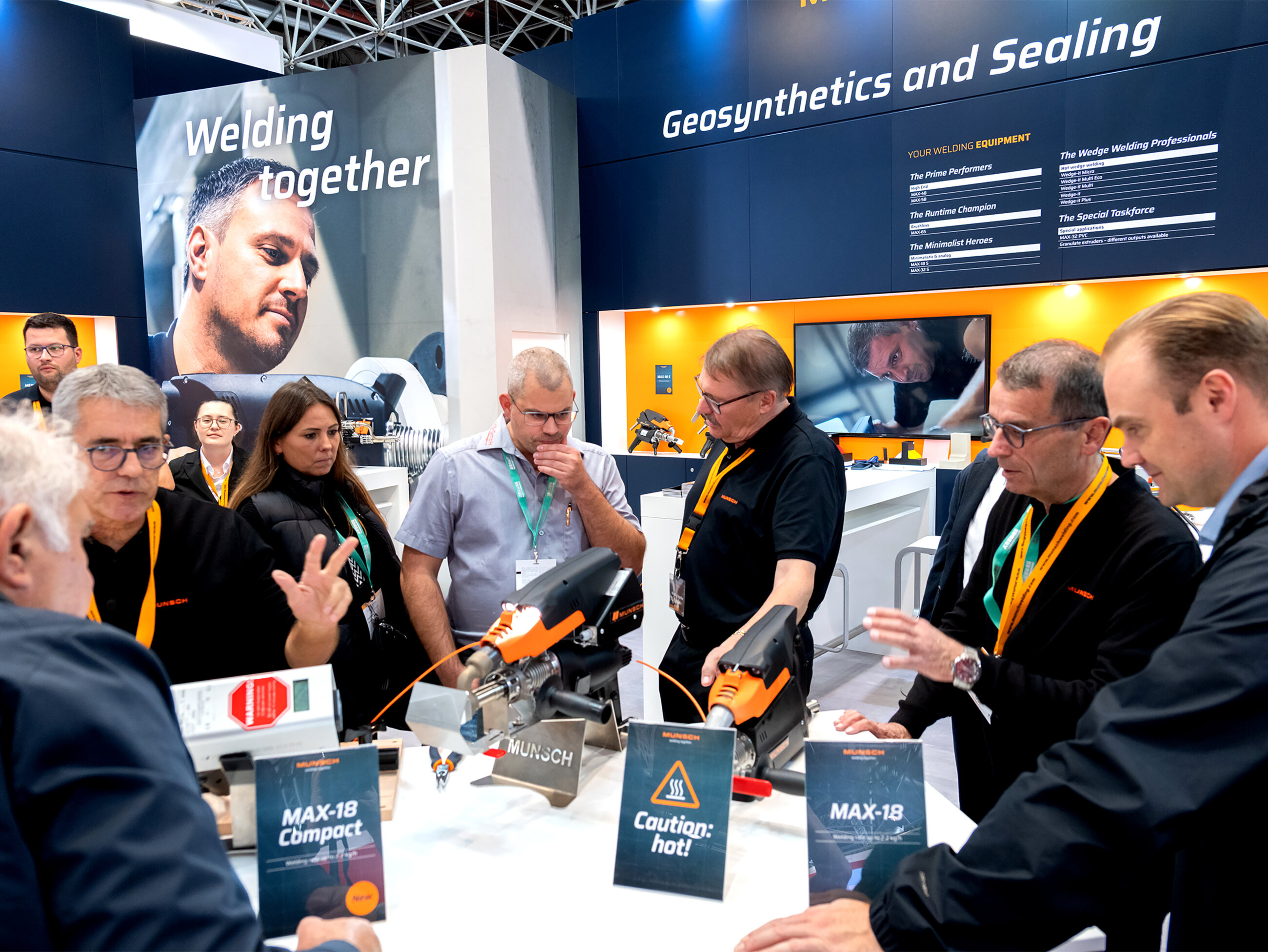 MESSE K Duesseldorf Messestand Besucher MUNSCH 1