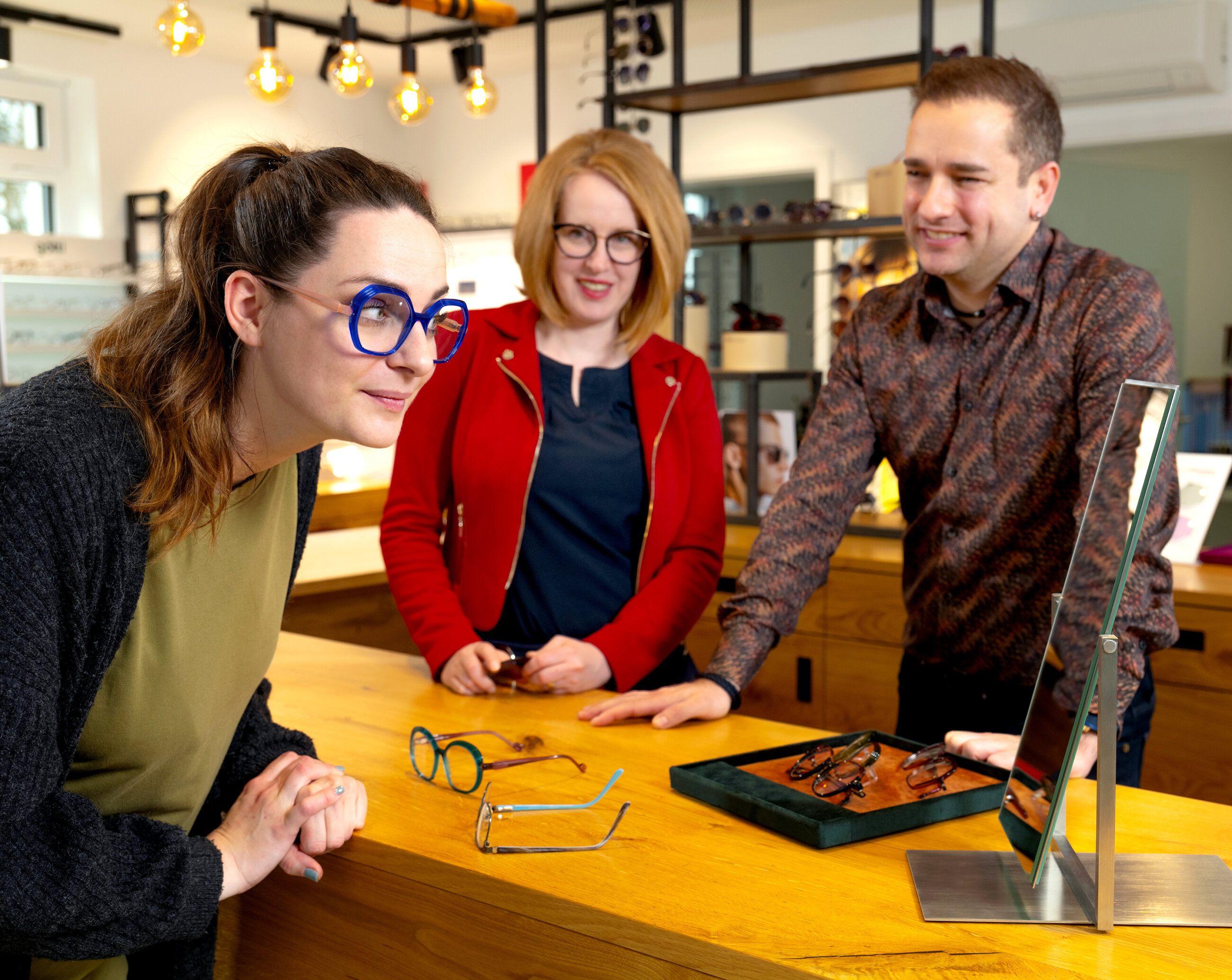 Optik Individuell Brillenmodell Beratung