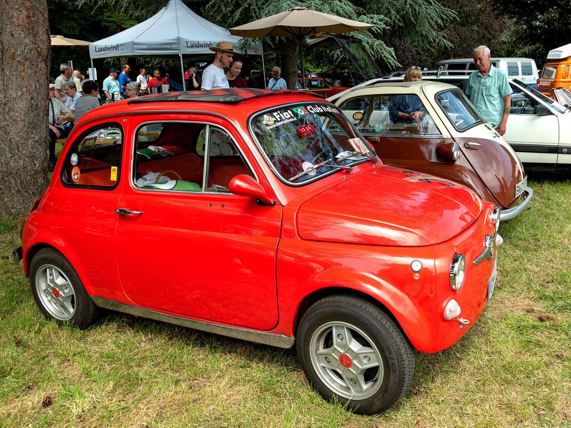 Wiedtal Classic Oldtimer Treffen FIAT 500 BMW ISETTA 328